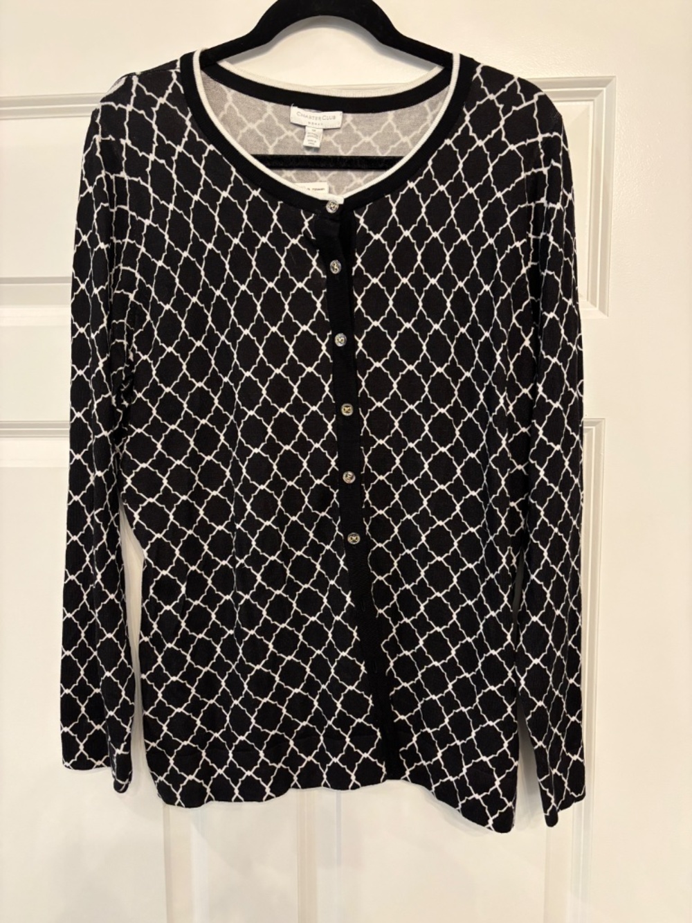 Cardigan/jacket Back & White